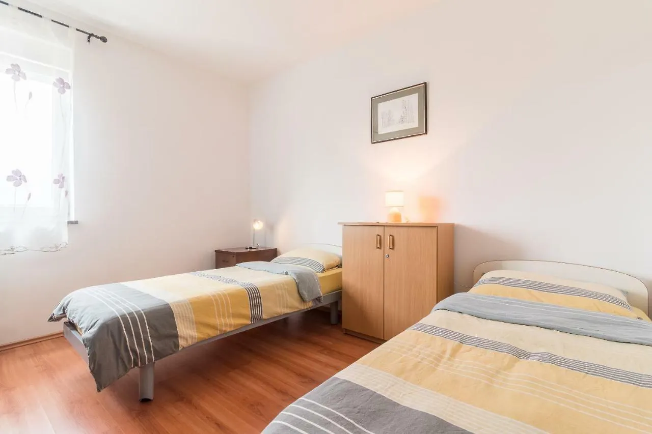 Antonija Apartment Пула